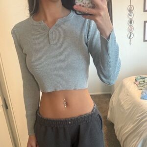 Brandy Melville Gray Ribbed Henley Sweatshirt